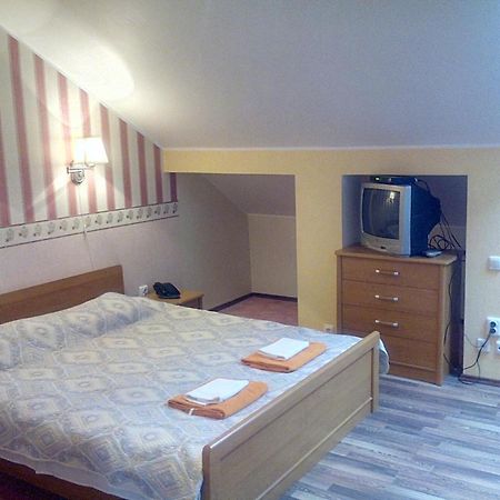 Central Hotel Narva Habitación foto
