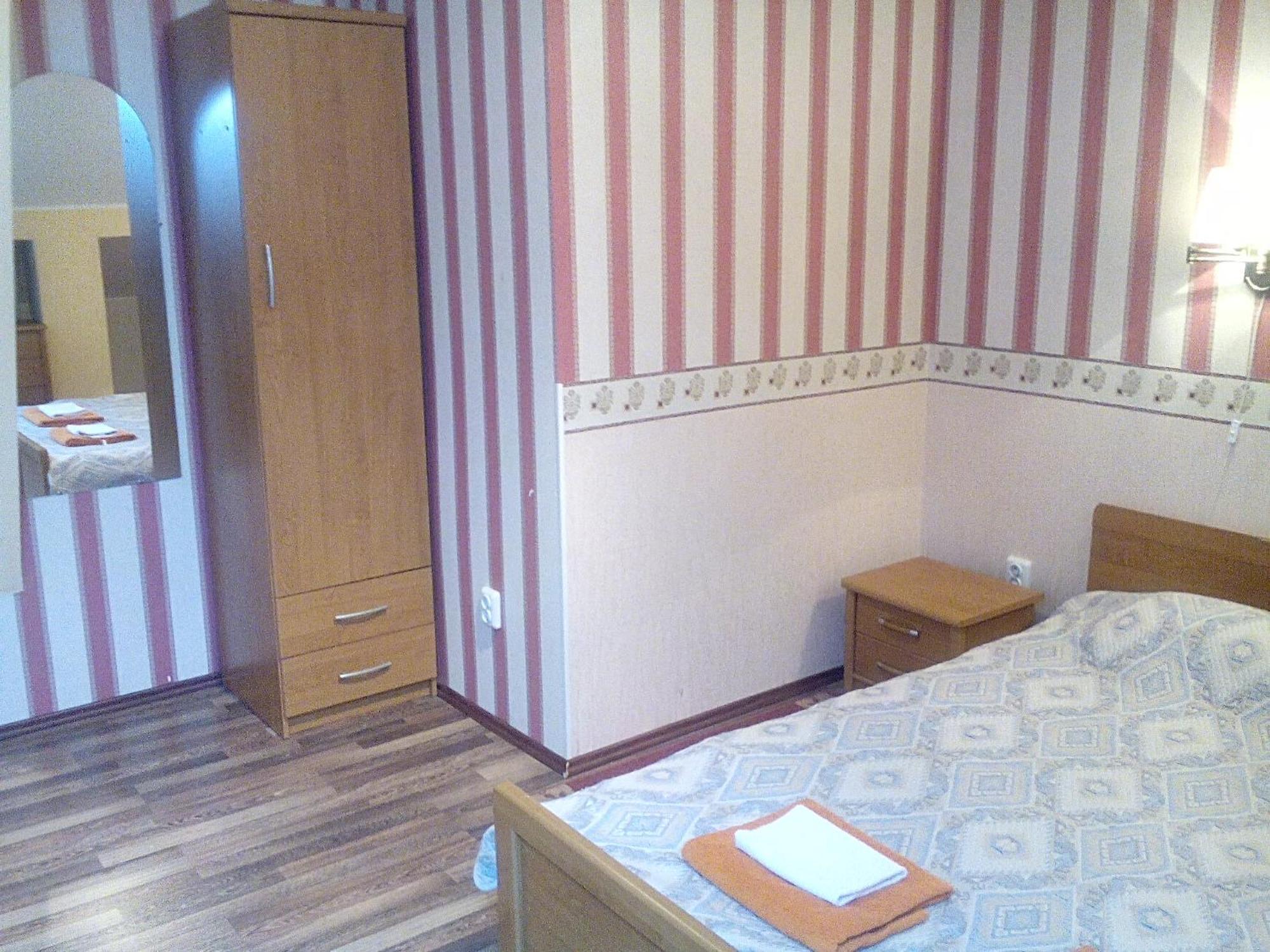 Central Hotel Narva Habitación foto
